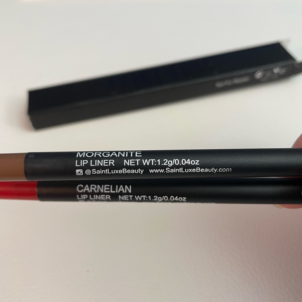 Saint Luxe lip liner duo - Picture 2 of 5